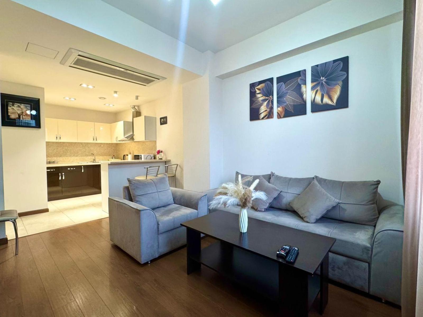 Ns Apartments In Yerevan City Centre Exterior foto